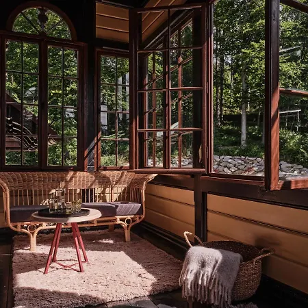 Jaskolka Dom I 公寓 *