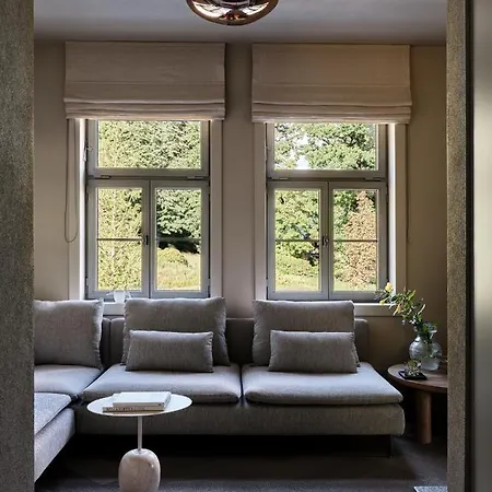 公寓 Jaskolka Dom I *