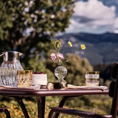 Jaskolka Dom I Apartmán