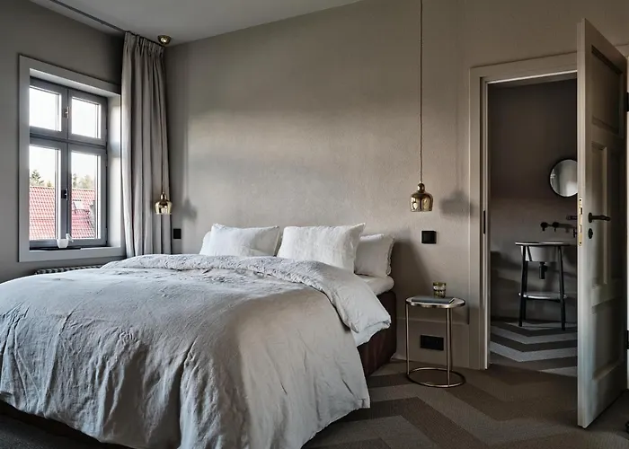 Jaskolka Dom I Apartmán *